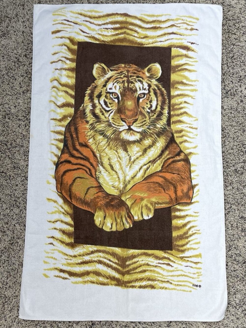 VTG 1980s R.A. BRIGGS 57"x35" Bengal Tiger Orange Yellow Brown BEACH TOWEL USA